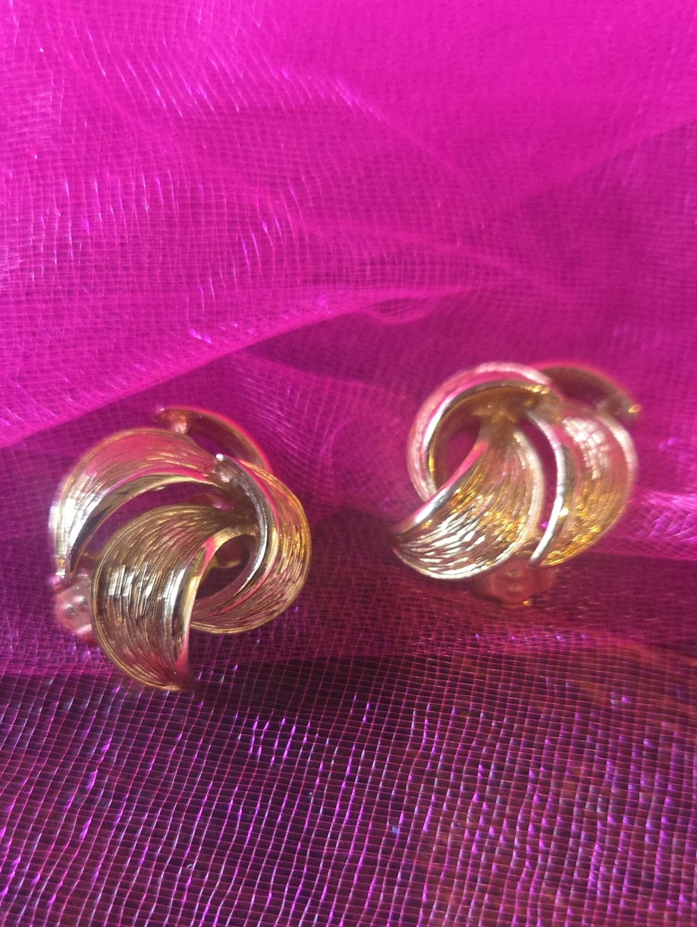 VINTAGE Givenchy Gold  Twisted Knot Clip-On Earrings
